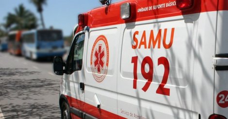  Imbituba / Mulher sai para andar de patins, sofre queda e vai parar no hospital  da cidade