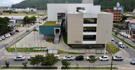  Imbituba / Réu vai a júri por homicídio no município após atropelar homem com caminhonete