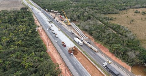  Paulo Lopes / ENTRE ESTA TERÇA/QUARTA/Operação de iça mento de vigas vai exigir bloqueio/pista por 1 hora no sentido norte da BR-101