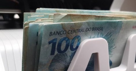 Adeus R$ 1.518: governo bate o martelo sobre novo piso nacional com aumento já para janeiro