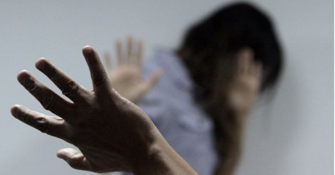 Adolescente de 16 anos relata estupro coletivo e agressões após sair de bar