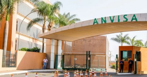 Anvisa alerta sobre substância que aparece na batata frita, pães, biscoitos e café