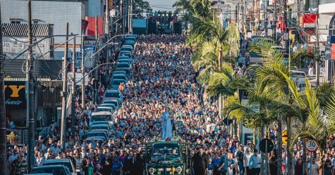 Araranguá / Multidão participa da 177ª Festa de Nossa Senhora Mãe dos Homens