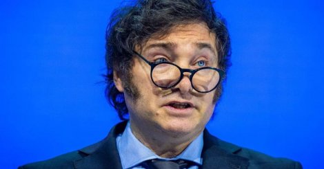 Argentina privatiza hidrovia em licitação avaliada em US$ 10 bilhões