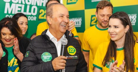 'Arrancadão 22’: Jorginho Mello e Adriano Silva oficializam candidatura em evento na Beira-Mar Norte em Florianópolis