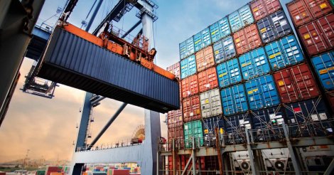 Balança comercial tem saldo positivo de US$ 6,1 bi em agosto