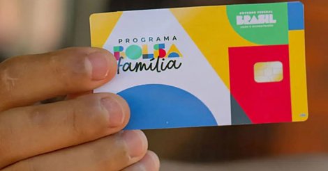 Bolsa Família tem 13º salário? Governo Lula desmente benefício extra em novo comunicado