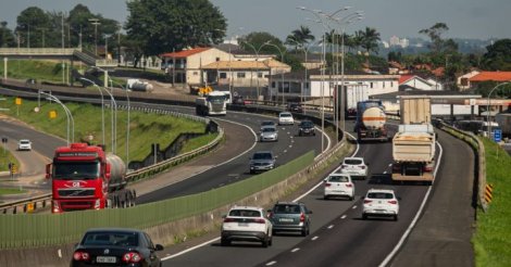 BR-101: mais de 300 mil veículos devem trafegar no movimento de retorno