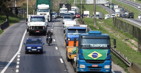 Caminhoneiros de Imbituba decidem aderir à greve nacional após alta do diesel