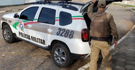 Capivari de Baixo / PRISÃO EM FLAGRANTE / Polícia Militar encontra armas, drogas e dinheiro em operação contra o PGC