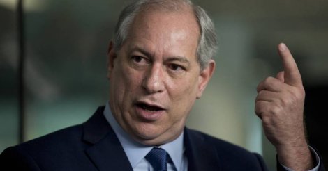 Ciro Gomes acusa petistas de aliciamento de mulheres para “serviço sexual”