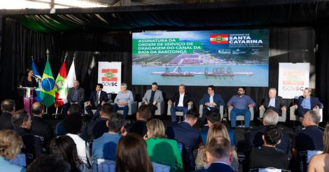Com investimentos de R$ 436 mi, portos de Santa Catarina terão operacoes ampliadas