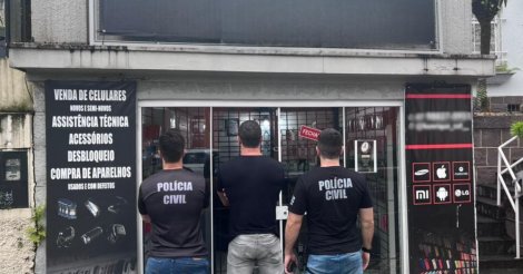 Comerciante de Blumenau é alvo de busca em operação nacional contra desbloqueio de celulares roubados