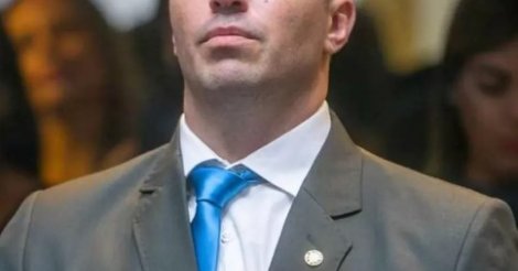 Deputado Jessé Lopes é condenado por transfobia e deve pagar indenização a jovem trans em SC