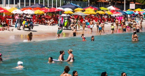 Efeito Milei? Argentinos voltaram ao litoral de Santa Catarina e isso diz muito