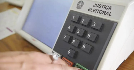 Eleições em SC têm 48 urnas substituídas durante a manhã de domingo