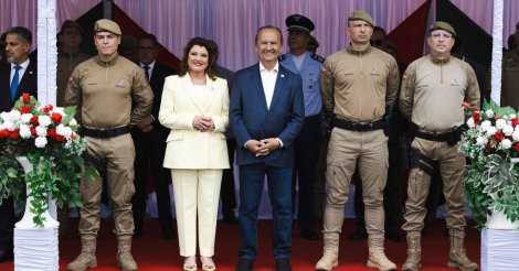Em Florianópolis, Governador de SC acompanha formatura de 948 novos soldados da PMSC