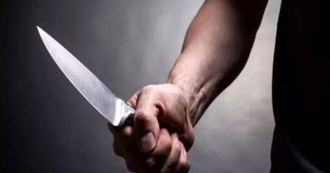 Em Imbituba, homem tenta esfaquear o próprio irmão e agride a mãe durante surto; agressor foi contido e preso pela PM