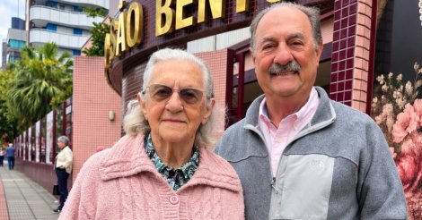 ”Enquanto eu puder, venho votar”: aos 97 anos, eleitora dá exemplo em Criciúma
