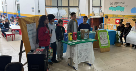 Escolas municipais de Imbituba iniciam apresentações da Feira do Conhecimento