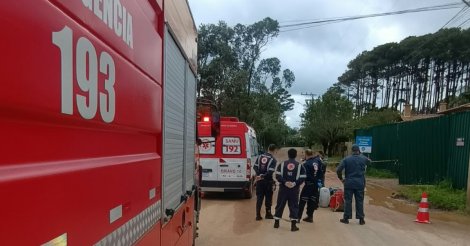 Garopaba / Homem morre eletrocutado por fio da rede elétrica 