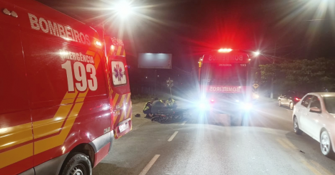 Garopaba / Motociclista com carro na SC-434, veio a falecer durante os procedimentos/vitima era funcionária/MAGAZINE LUIZA/IMBITUBA
