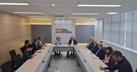 Governo do Estado, Fiesc e Facisc discutem modelo para incentivar aviação regional