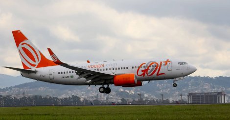 Idoso morre após desembarcar de avião da Gol que fez desvio para Confins devido a falha técnica