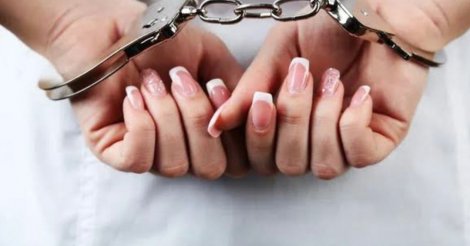 Imbituba / Foragida da justiça decide se entregar e é presa no município