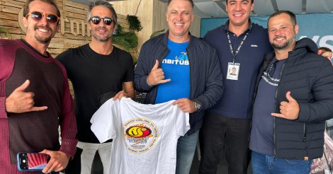 Imbituba fortalece o turismo e se prepara para a etapa da WSL com missão estratégica em Portugal