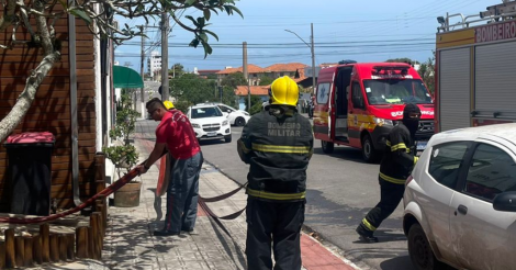 Imbituba / INCIDENTE / Churrascaria no centro da cidade causa incêndio 