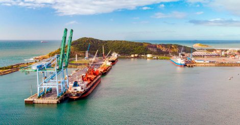 IMBITUBA / Porto atinge recorde histórico de 8,3 milhões de toneladas em 2024