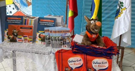 Imbituba recebe materiais do Programa Defesa Civil na Escola