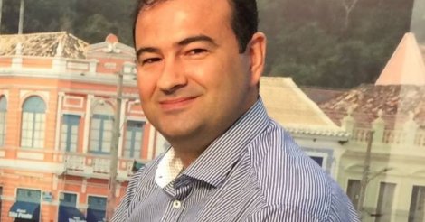 LAGUNA / Damianos Andreadis vai presidir Acil