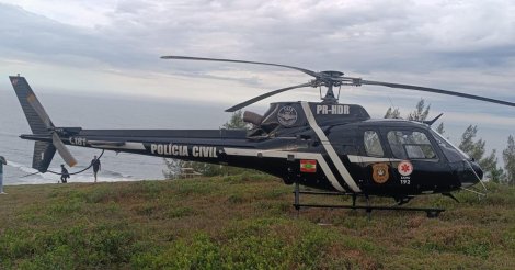 LAGUNA / Homem é resgatado de helicóptero após queda de parapente