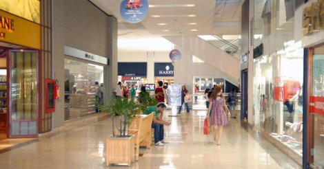 Lojas e shopping também estão proibidos de abrirem aos domingos? Entenda a nova regra