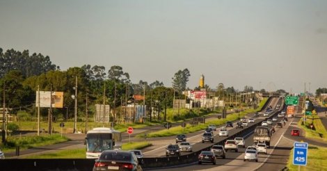 Mais de 500 mil veículos devem passar pela BR-101 durante o feriadão de Finados