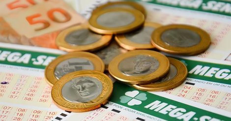 Mega-Sena: ninguém acerta dezenas, e prêmio acumula em R$ 10 milhões