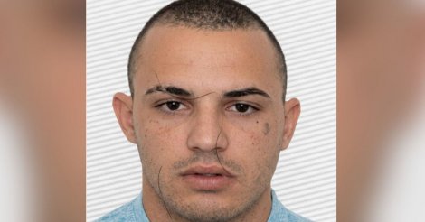 Membro do PGC tenta fugir entre muros e casas, atira contra policiais e acaba morto durante confronto em cidade de SC