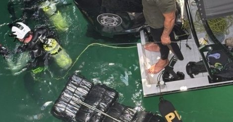 Mergulhadores profissionais presos foram contratados para esconder cocaína no casco de navios em SC