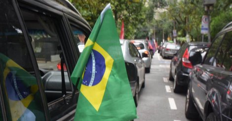 Multas de até R$ 5,8 mil em carreata contra Bolsonaro são mantidas pela Justiça em SC