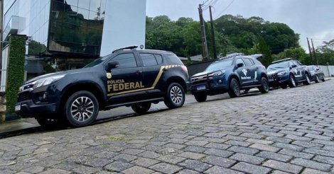 Operação da PF e Receita Federal desarticula esquema de câmbio ilegal em SC