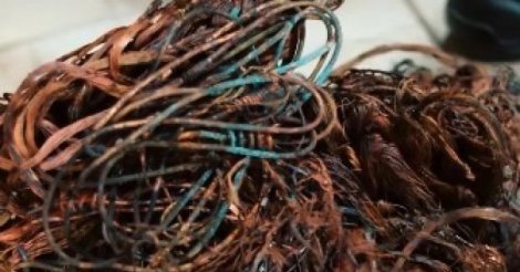 Operação fiscaliza ferros-velhos para combater furtos de fios