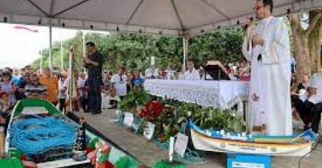 Pesca da tainha inicia em SC com festa e disputa judicial