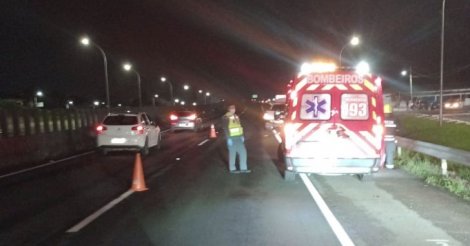 Pescaria Brava / ACIDENTE FATAL / Motociclista morre em colisão com carro na BR-101, na noite desse sábado