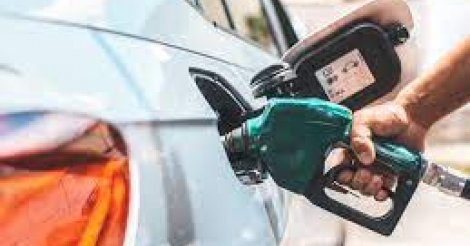 Petrobras corta preço da gasolina em 5,6% para distribuidoras