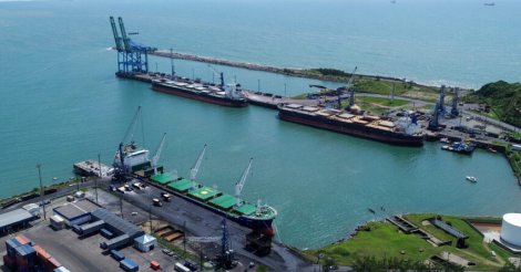 Porto de Imbituba supera 4,7 milhões de toneladas no acumulado em 2025 e consolida liderança logística em Santa Catarina