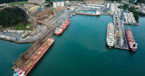 Portos de Santa Catarina tiveram movimento de 63,5 milhões de toneladas em 2024