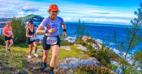 Praia do Rosa vira palco da abertura do maior circuito trail do Brasil em 2026