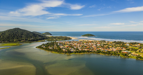 Prefeitura de Imbituba recebe Plano Municipal de Turismo com metas até 2030